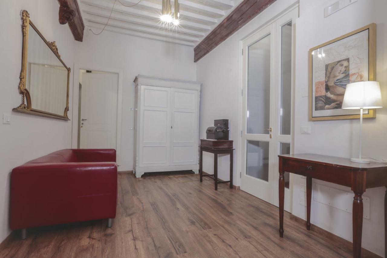 San Pierino Charming Rooms Lucca Kültér fotó